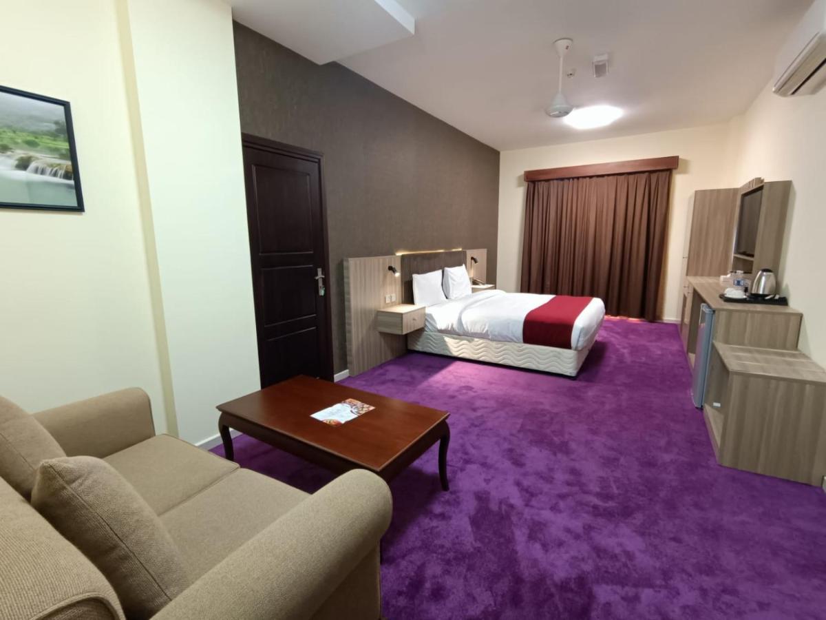 Royal Hotel Muscat Ngoại thất bức ảnh